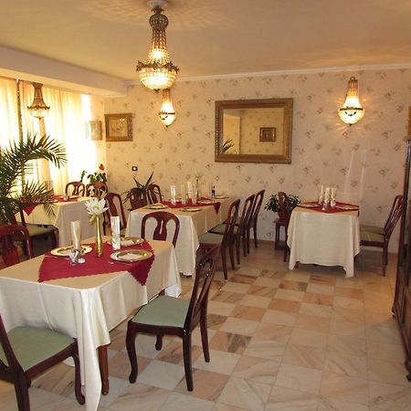 Pension Dinu Residence Timisoara Bagian luar foto
