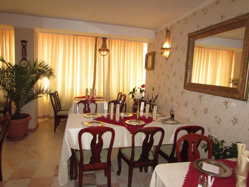 Pension Dinu Residence Timisoara Bagian luar foto